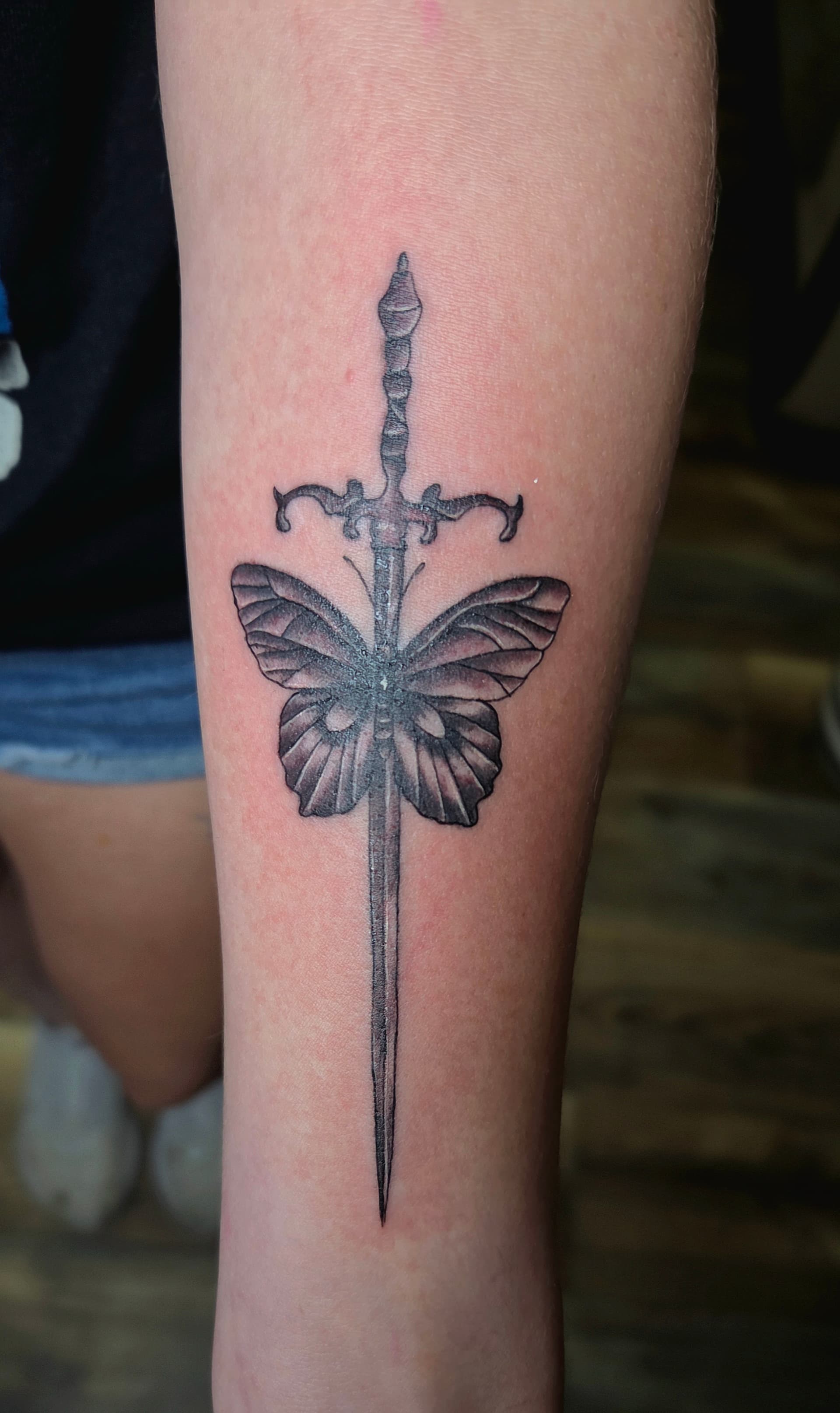 Fine Line & Floral tattoo by D Christi